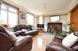 Lounge- click for photo gallery